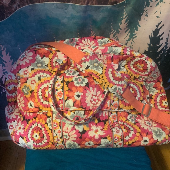 Vera Bradley Weekender Travel Bag - Picture 1 of 3